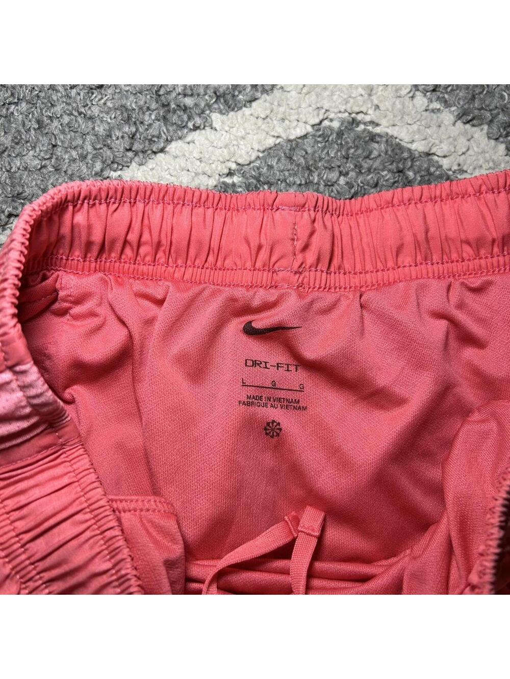 nike dri fit Running shorts Pink Women’s L - Picture 2 of 3